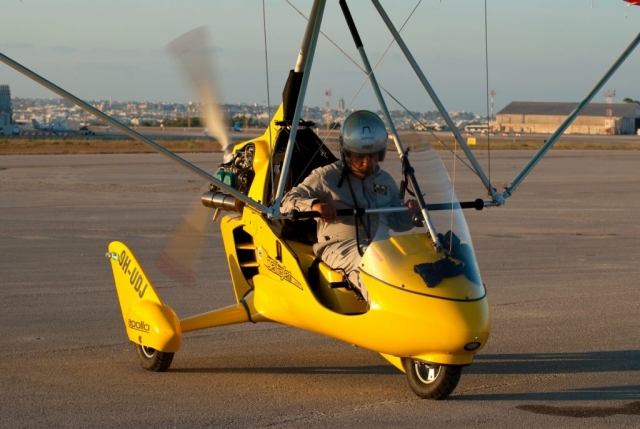 apollo-delta-jet2-12